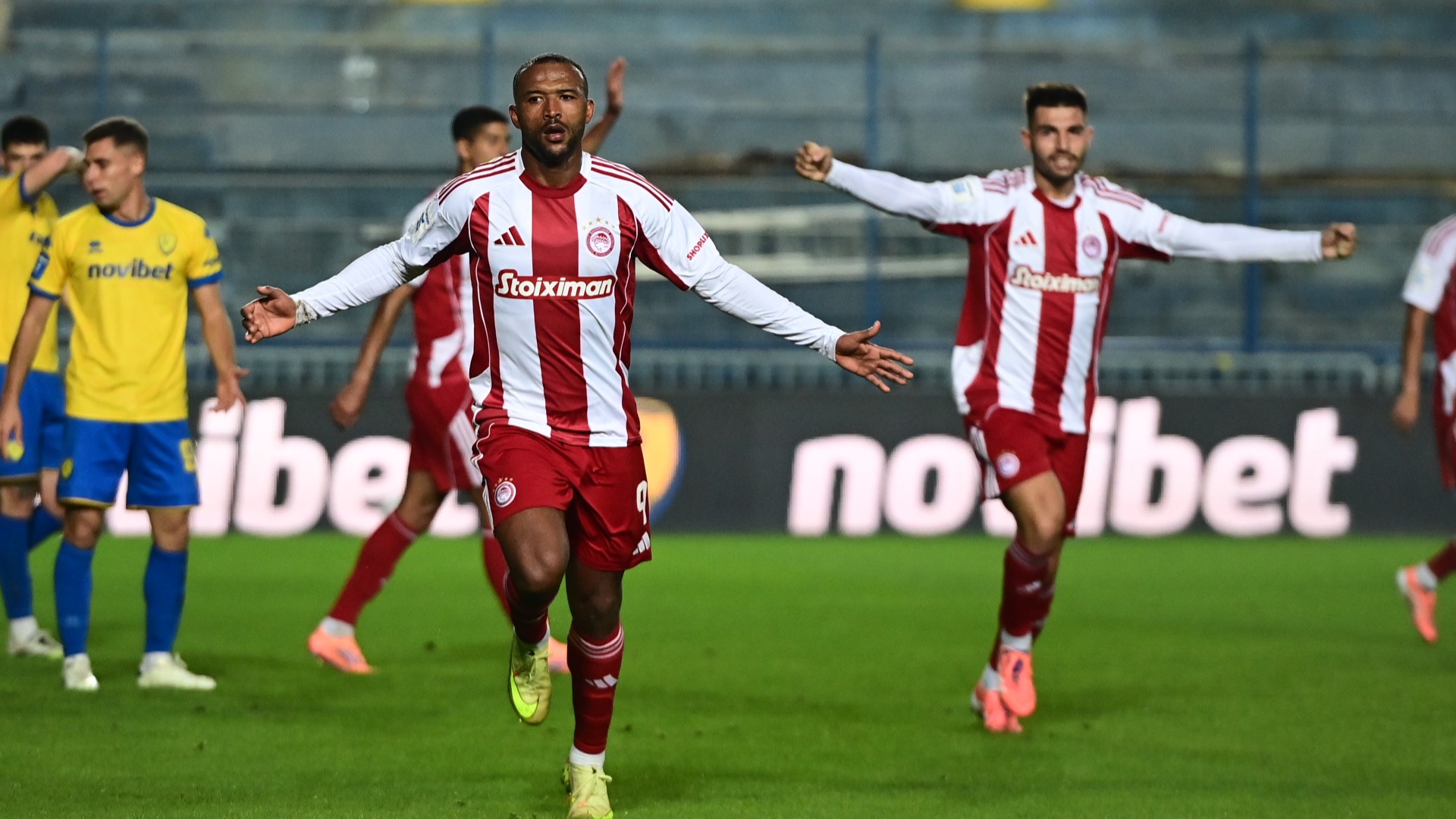 Μάχη για&#8230; τρεις: Ο «καυτός» Δεκέμβριος για Ολυμπιακό, ΠΑΟΚ, ΑΕΚ!