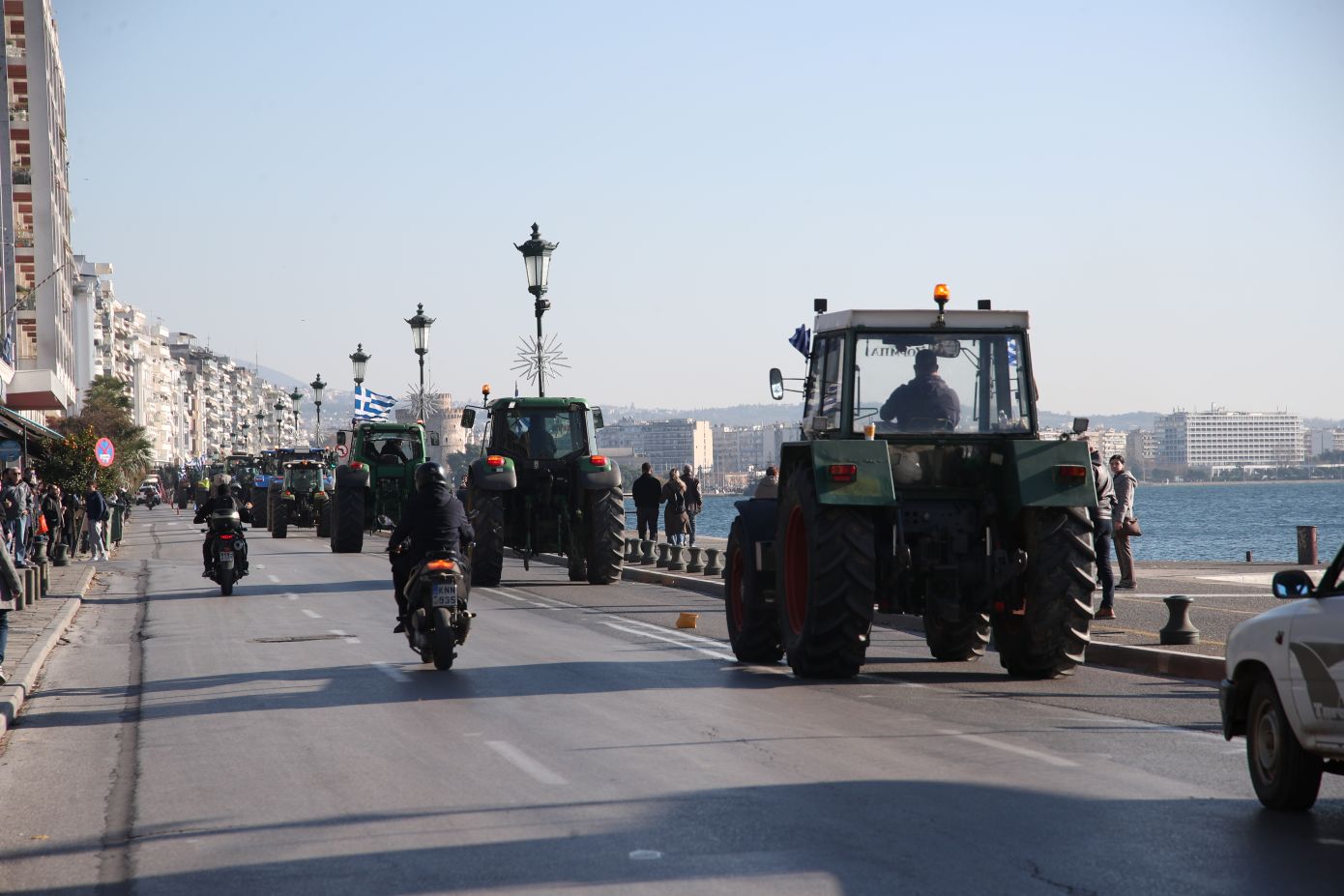 Η πρόσκληση Μητσοτάκη για διάλογο και η κρίσιμη απόφαση των αγροτών στη Νίκαια &#8211; Σήμερα η συνεδρίαση για τα επόμενα βήματα