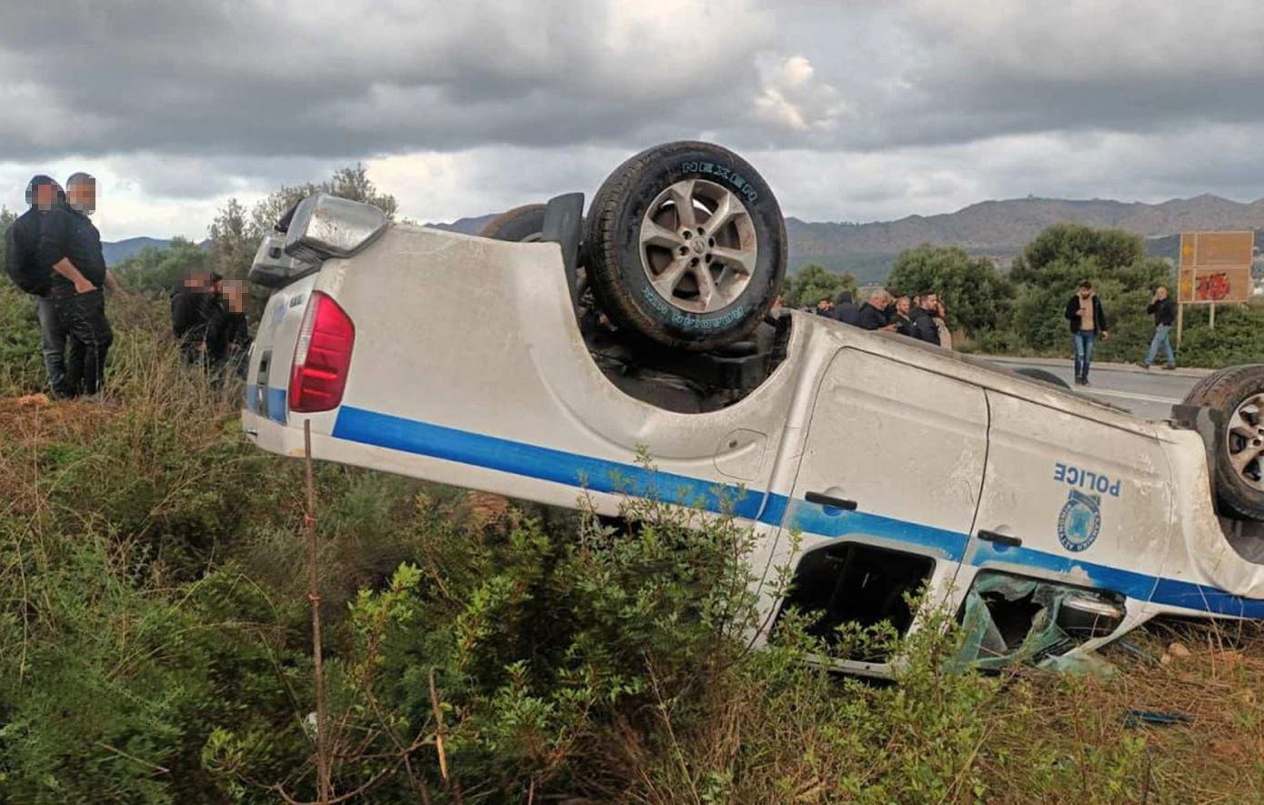 Σύμφωνα με πληροφορίες από την ΕΛΑΣ Όλοι αυτοί στο αεροδρόμιο Κρήτης ταυτοποιήθηκαν και πάνε για εγκληματική οργάνωση. Όσοι έσπασαν περίφραξη αεροδρομίου και περιπολικά έχουν ταυτοποιηθεί
