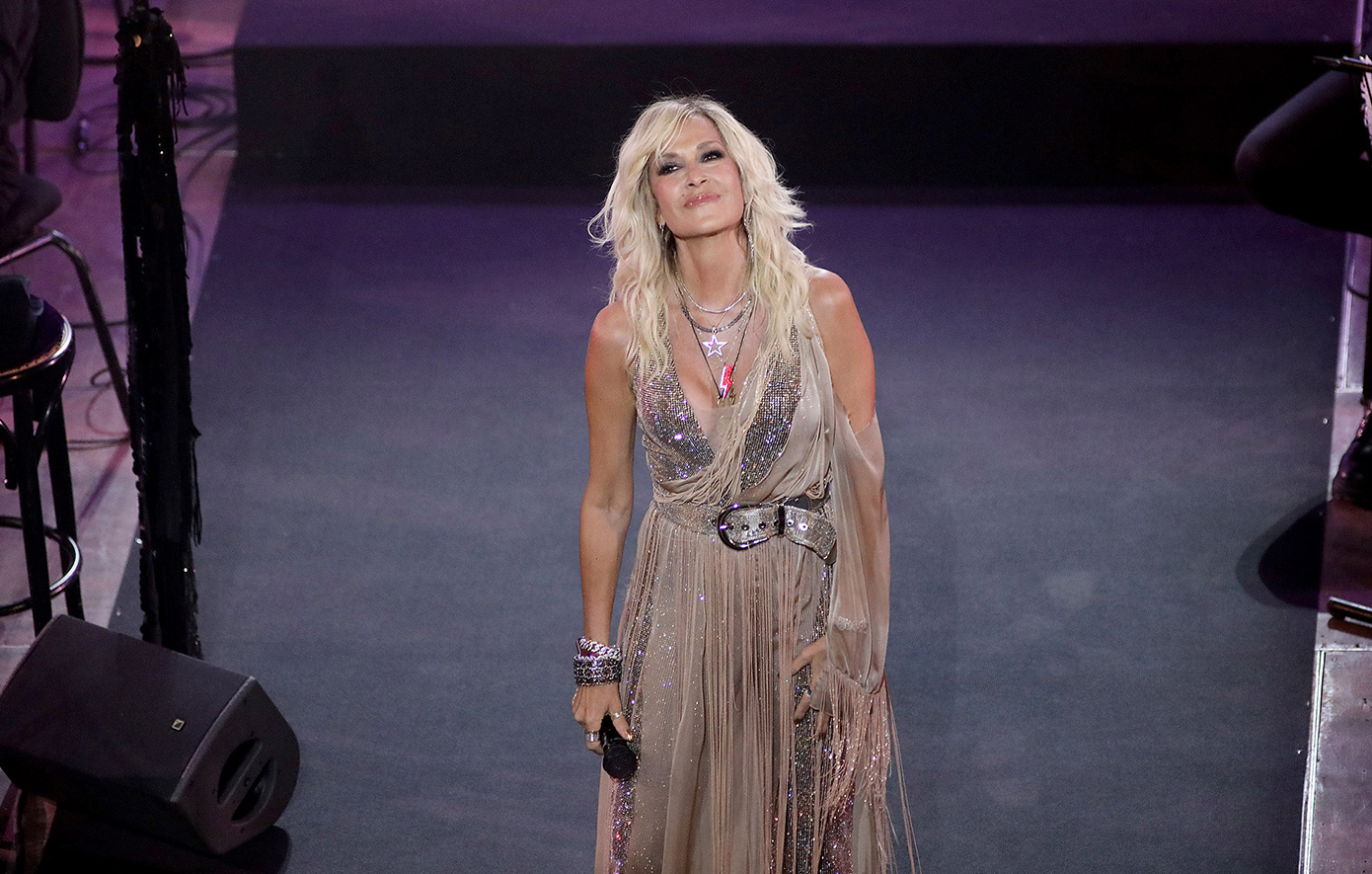 Τέλος εποχής για την Άννα Βίσση – Η αλλαγή που θα κάνει στην καριέρα της και ο ρόλος του Νίκου Καρβέλα