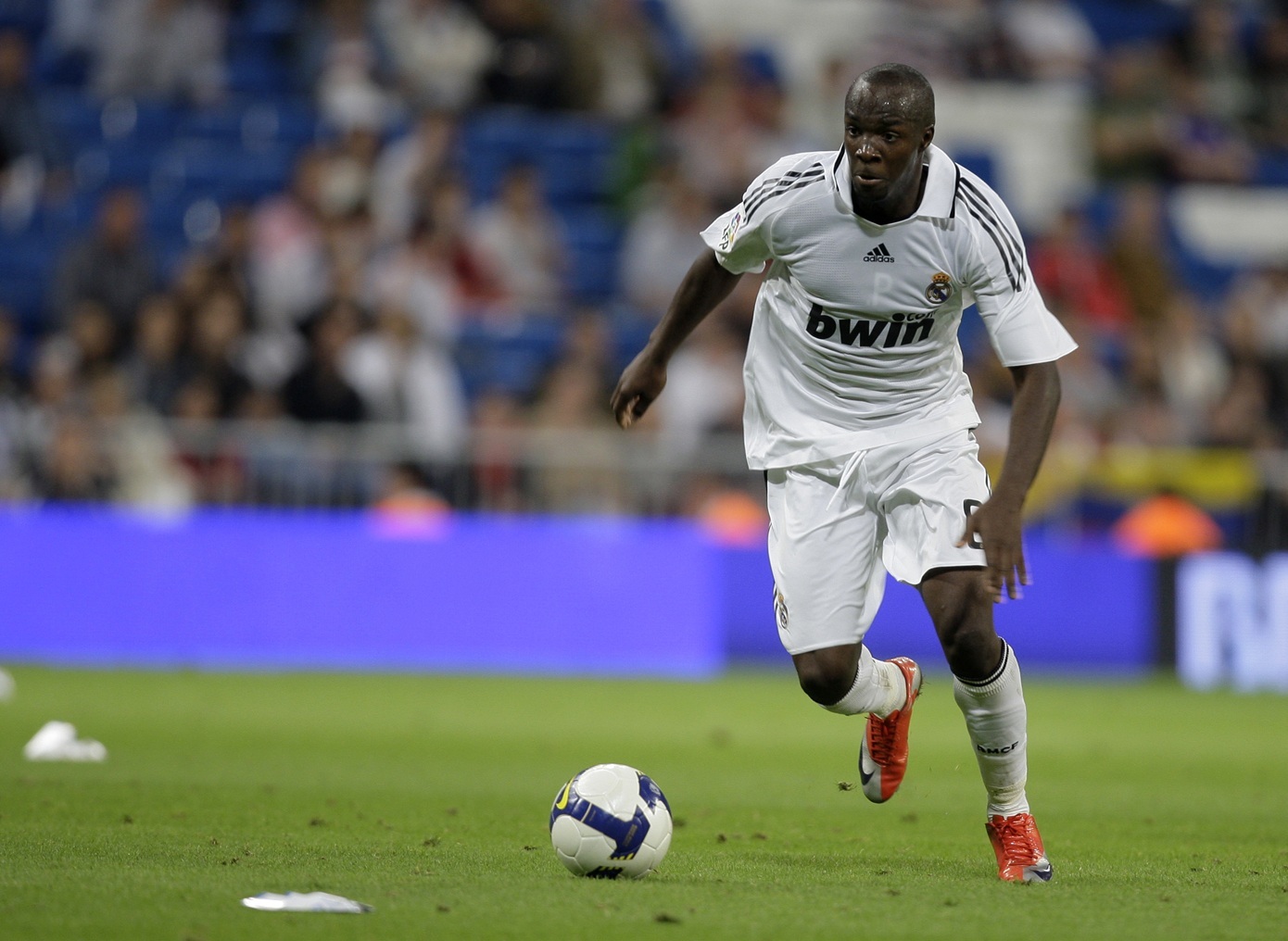 Επανάσταση στις μεταγραφές από την UEFA: Τέλος στα ιλιγγιώδη ποσά &#8211; Έρχεται σταθερή ρήτρα για λύση συμβολαίου χωρίς «δίκαιο λόγο»