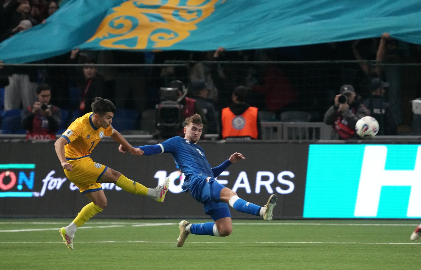 Επιμένουν για Κενζεμπέκ και Ολυμπιακό οι Σκωτσέζοι