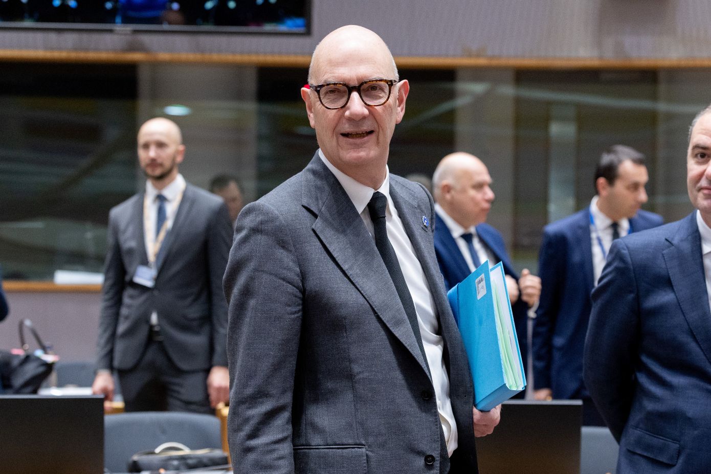 Οικονομική ανάπτυξη στη Γαλλία, τουλάχιστον 0,8% για το 2025, αναμένει ο υπουργός Οικονομικών Ρολάν Λεσκίρ