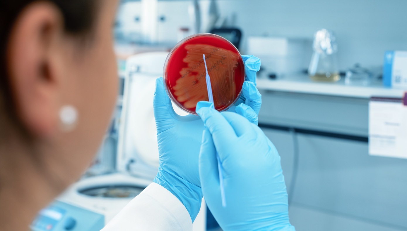 Ιατρικός Σύλλογος Αθηνών – ΕΚΠΑ: Στο επίκεντρο η εκπαίδευση των ιατρών για τη συνετή διαχείριση των αντιβιοτικών