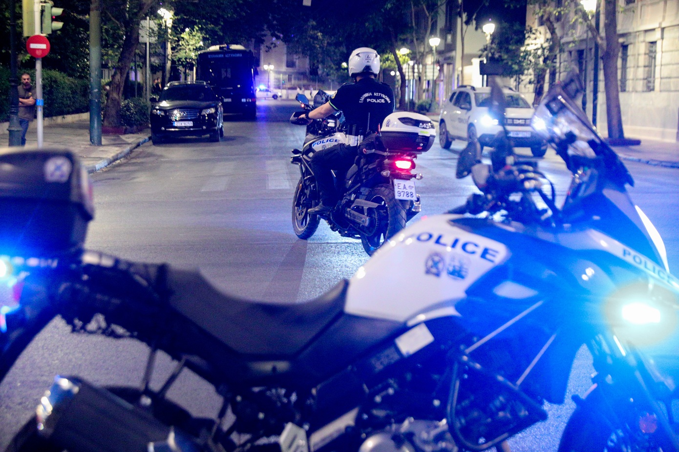 Αργυρούπολη: Συνελήφθη ο οδηγός με το τσεκούρι &#8211; Είχε απειλήσει άλλο οδηγό μετά από τσακωμό στο δρόμο