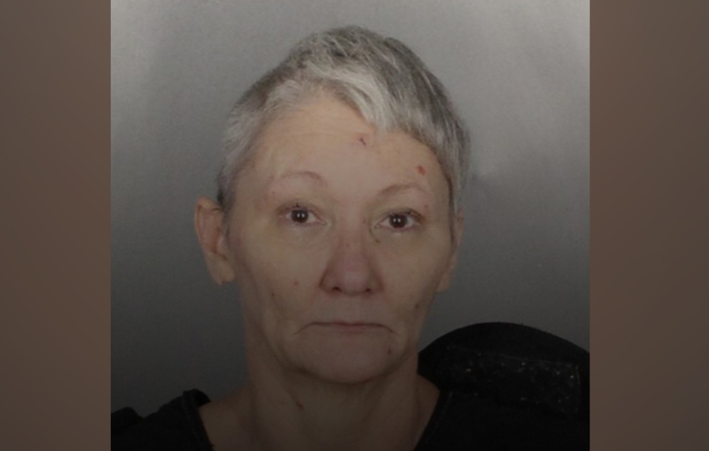 Φρίκη με τη «μαριονέτα του Σατανά»: Γυναίκα σκότωσε τη γειτόνισσά της και λέει πως ήπιε το αίμα της