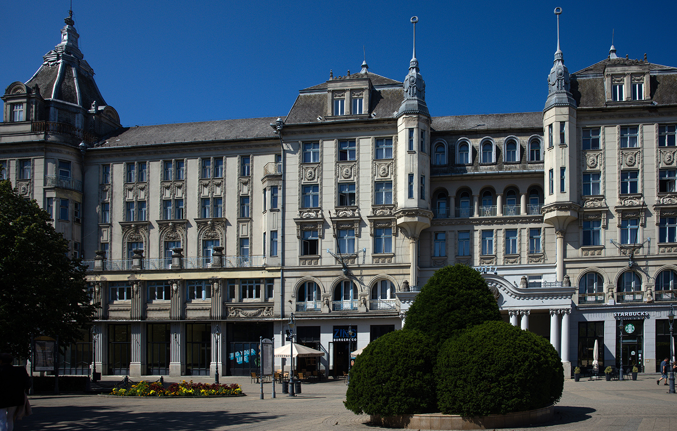 Αφήστε για λίγο τη σταρ Βουδαπέστη και ανακαλύψτε την «Καλβινιστική Ρώμη» της Ουγγαρίας