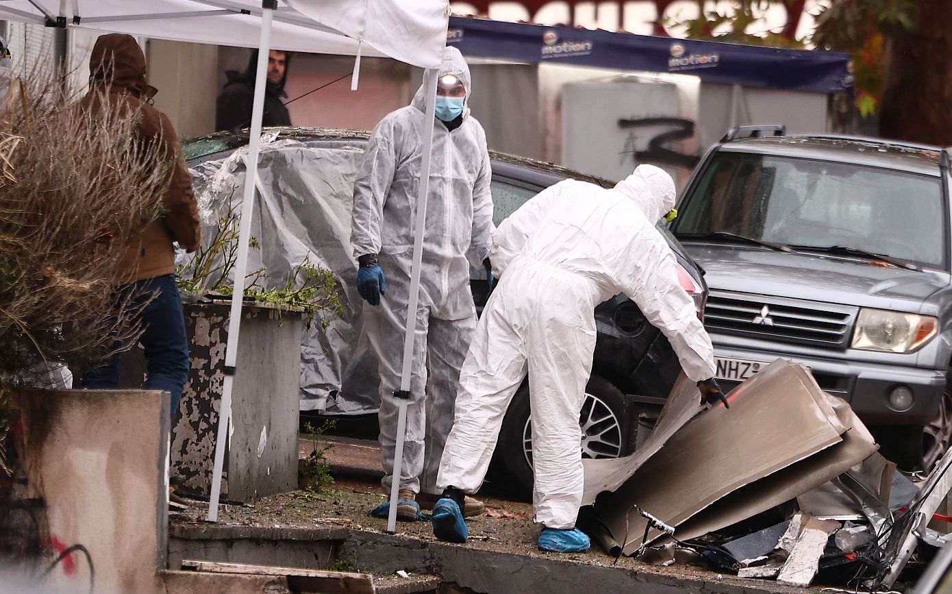 Βίντεο ντοκουμέντο με την στιγμή της έκρηξης στην είσοδο της τράπεζας στον Εύοσμο &#8211; Πού εστιάζουν οι έρευνες της Αστυνομίας