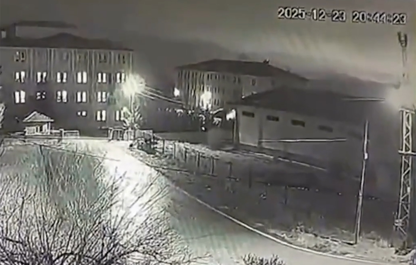 Βίντεο ντοκουμέντο: Η στιγμή της συντριβής του αεροσκάφους που μετέφερε τον Λίβυο ΑΓΕΣ