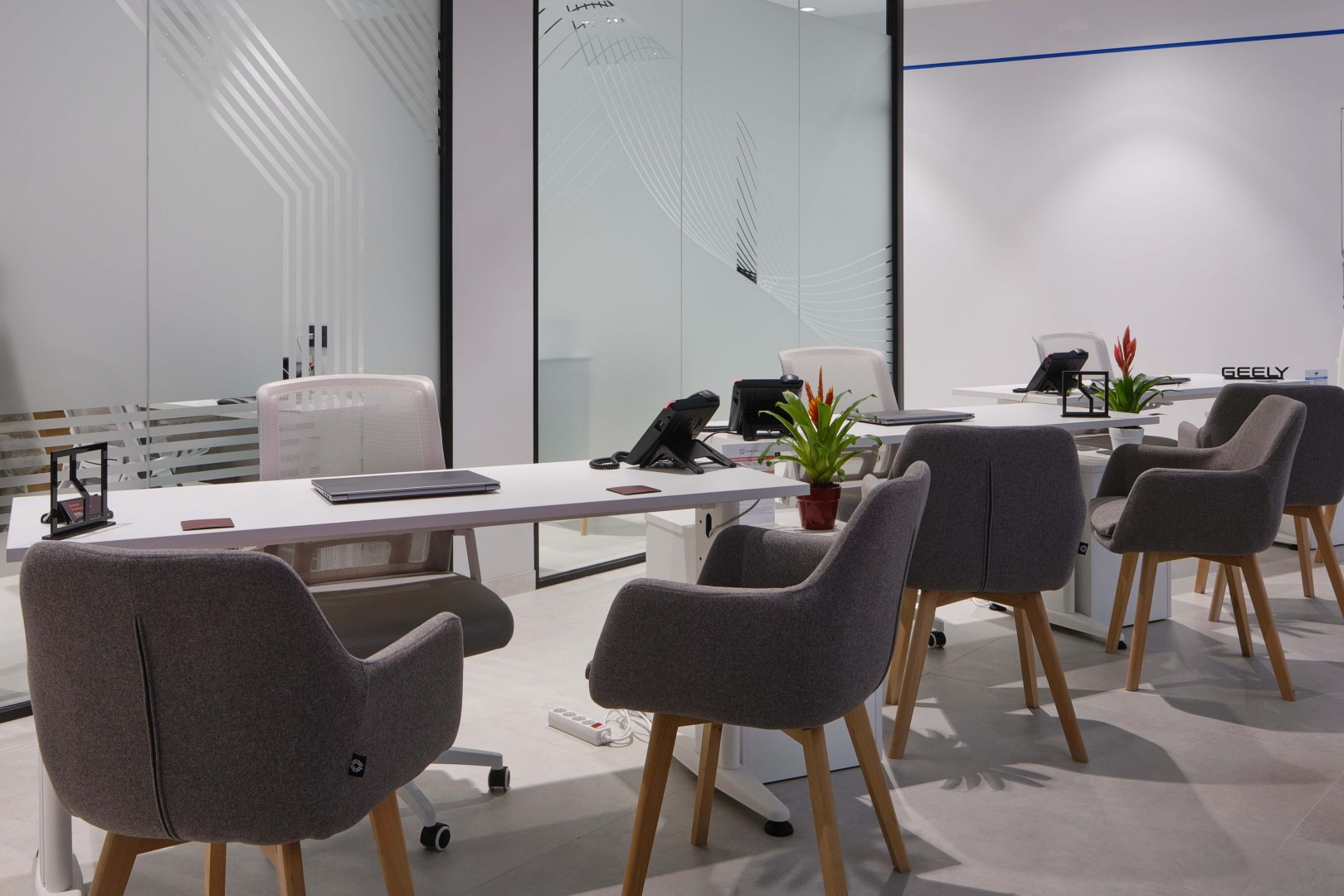 Το πρώτο Geely Experience Store στην Ελλάδα είναι γεγονός