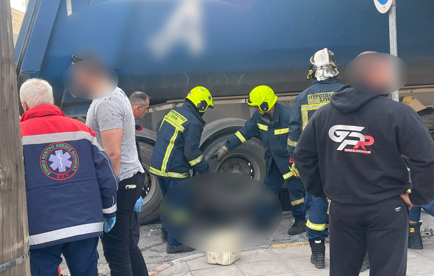 Τραγωδία στη Λάρισα: Νεκρή γυναίκα που παρασύρθηκε από φορτηγό
