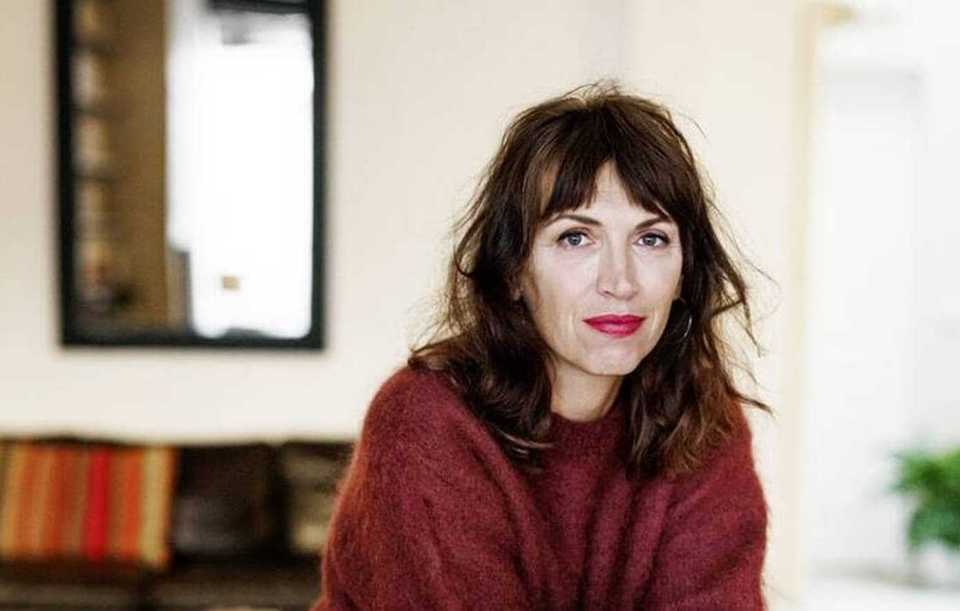 Μαρτυρία μιας κλεμμένης εφηβείας Μαρτυρία μιας κλεμμένης εφηβείας