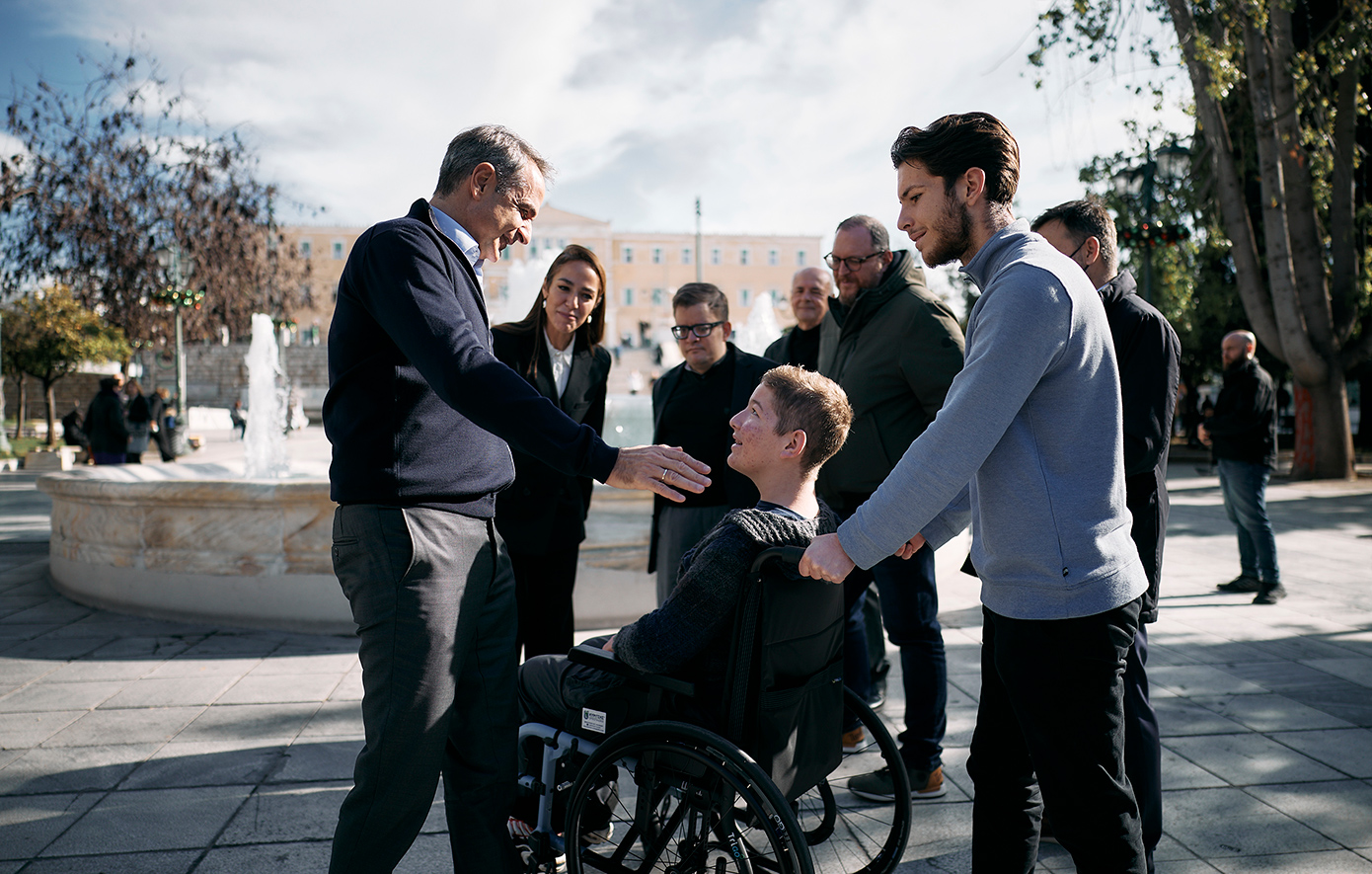 Μητσοτάκης στο Μετρό: Στοιχειώδης κίνηση αξιοπρέπειας απέναντι στους συμπολίτες μας η ευρωπαϊκή κάρα αναπηρίας