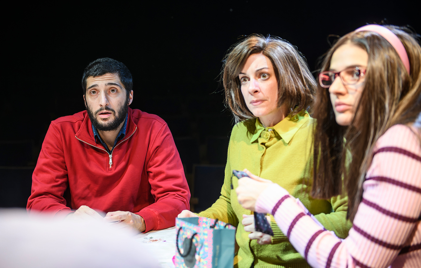 «Απόψε κανείς δεν πεθαίνει» «Απόψε κανείς δεν πεθαίνει»