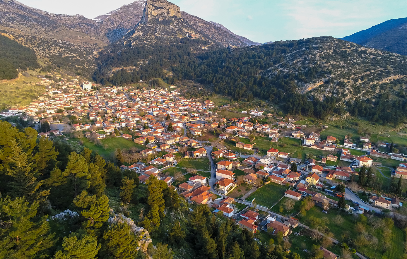 Το άγνωστο χωριό της Αρκαδίας που κακώς το προσπερνάτε &#8211; Γιατί πρέπει να κάνετε μια στάση σε αυτό