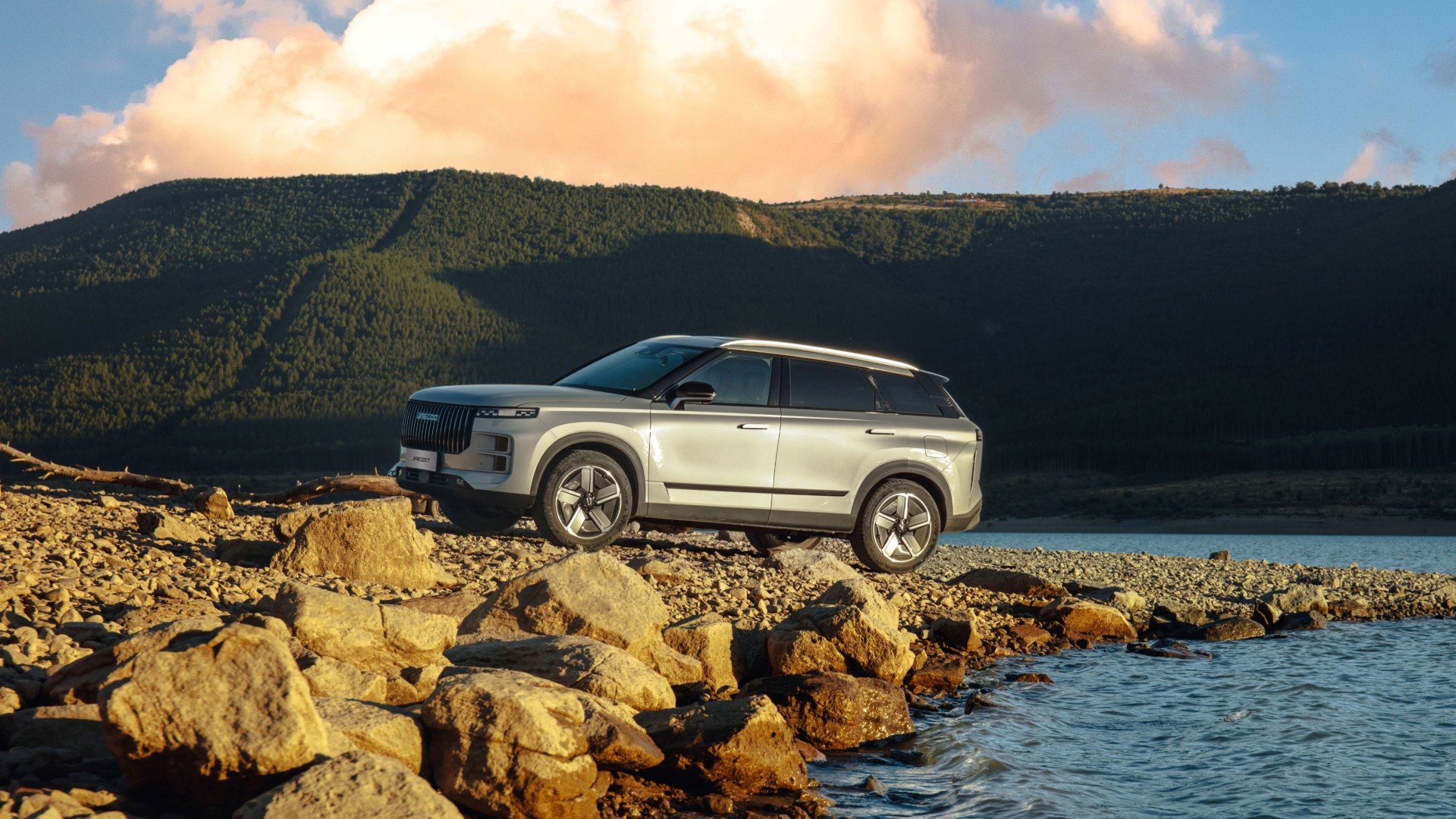 Τα… μοντέλα της Omoda & Jaecoo στο GNTM Τα… μοντέλα της Omoda & Jaecoo στο GNTM