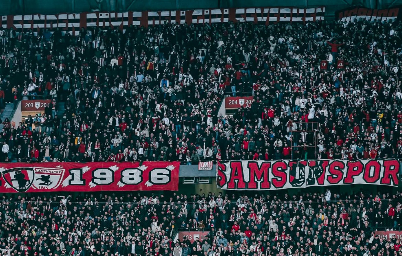 Σάμσουνσπορ &#8211; ΑΕΚ: Τη φανέλα με τον Κεμάλ θέλουν οι Τούρκοι οπαδοί να φορέσει η ομάδα τους