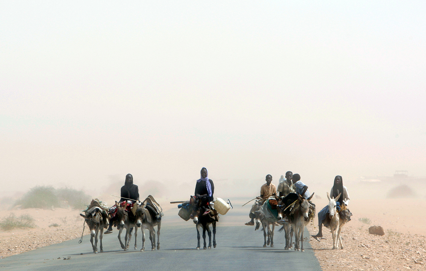«Τρομακτική περιφρόνηση για την ανθρώπινη ζωή»: Έκθεση αποκαλύπτει τη φρίκη στον καταυλισμό εκτοπισμένων Ζαμζάμ στο Σουδάν