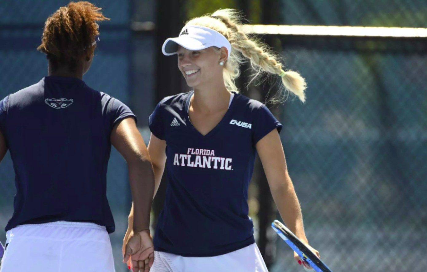 Στέφανος Τσιτσιπάς: Αμερικανίδα η νέα σύντροφος του Έλληνα τενίστα