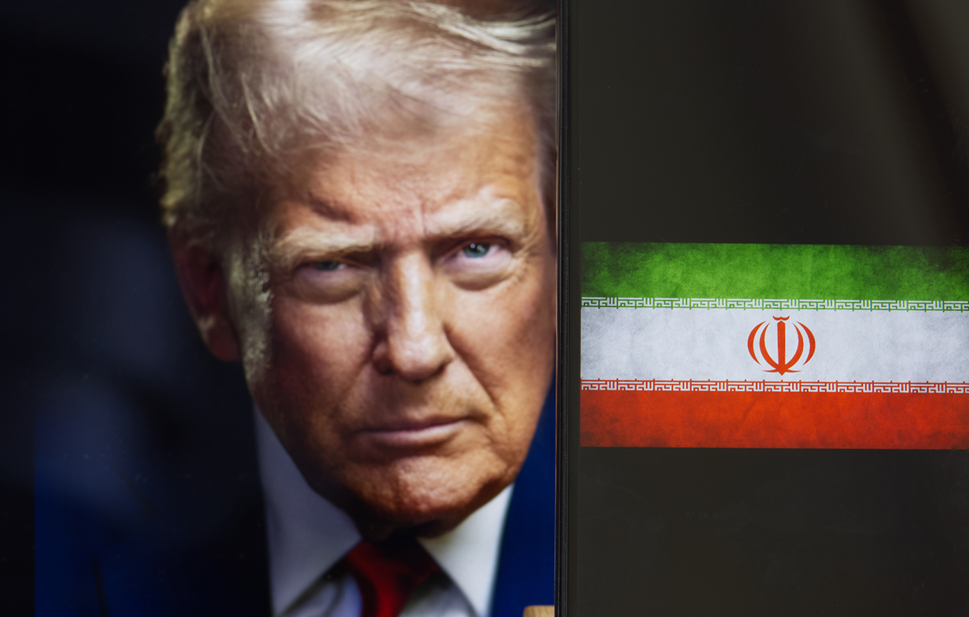 Από MAGA σε MIGA: Ο Τραμπ θέλει ξανά «σπουδαίο» το Ιράν