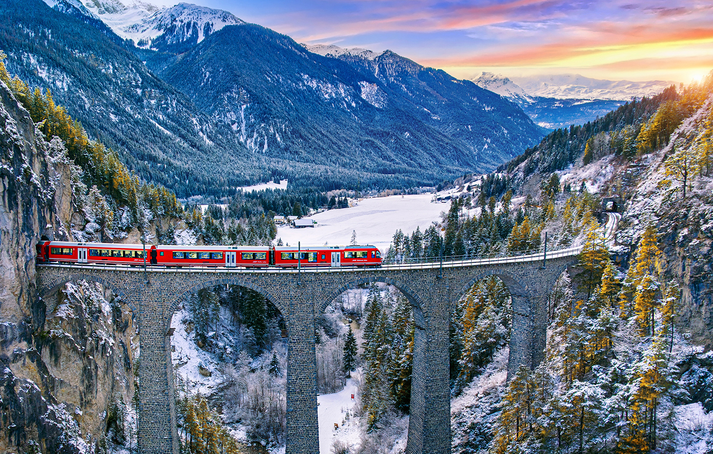 Glacier Express: Το χειμερινό αριστούργημα της Ελβετίας