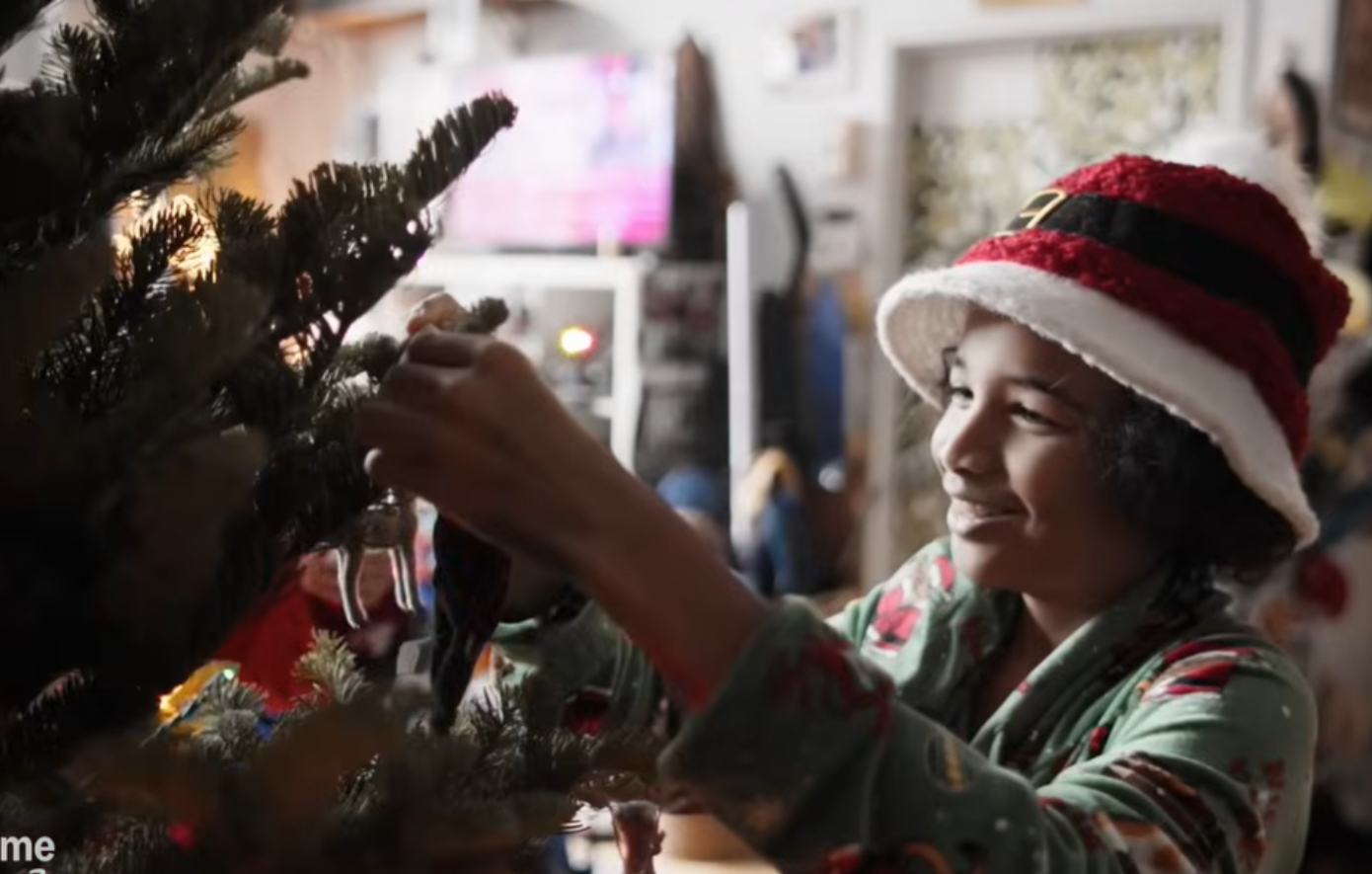 «Οι Έμποροι της Χαράς»: Οι συναρπαστικές ζωές πέντε οικογενειών που πουλάνε χριστουγεννιάτικα δέντρα