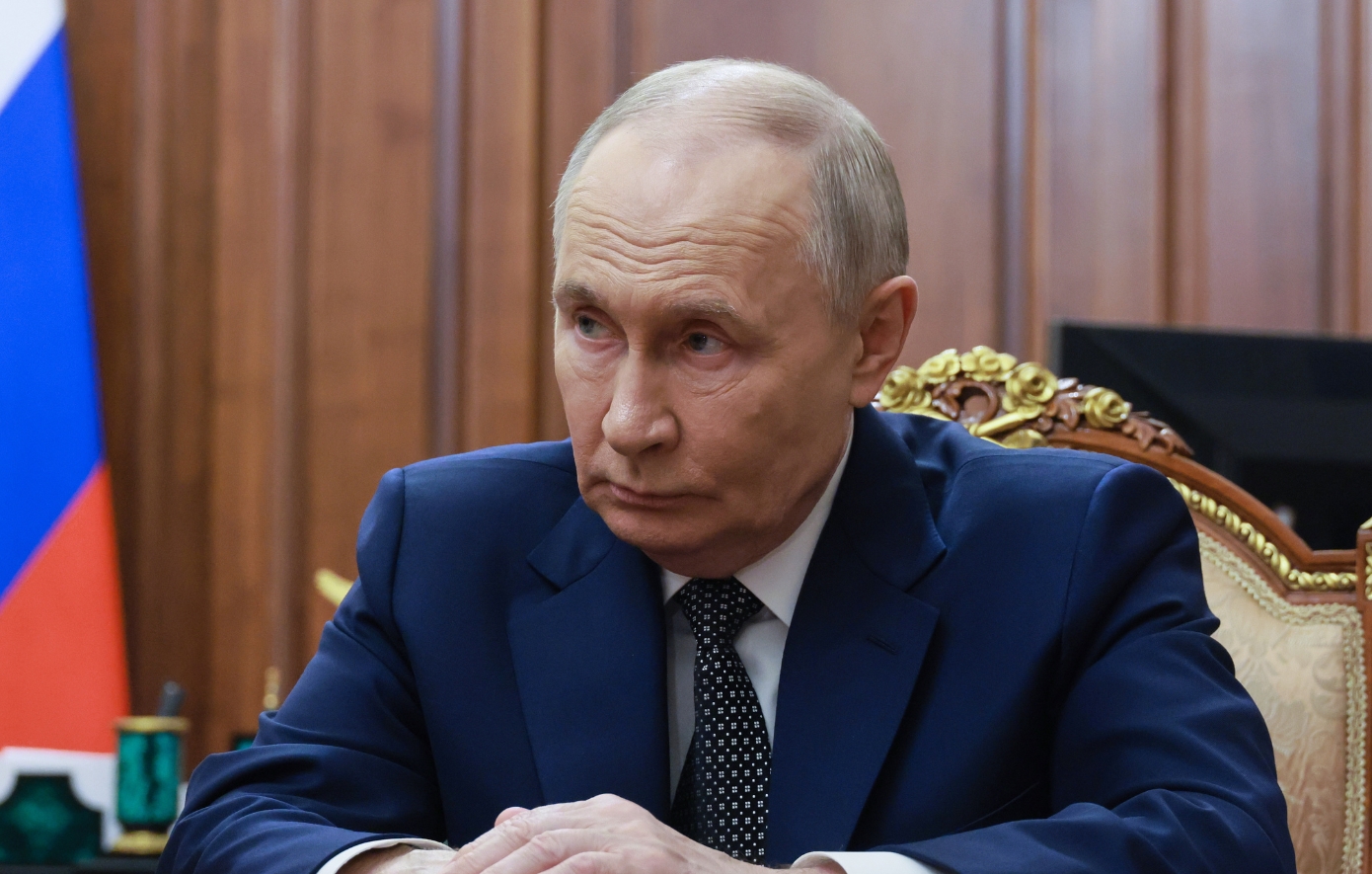 Σύροι υπουργοί συζήτησαν για «πολιτικά, στρατιωτικά και οικονομικά ζητήματα» με τον Βλαντίμιρ Πούτιν