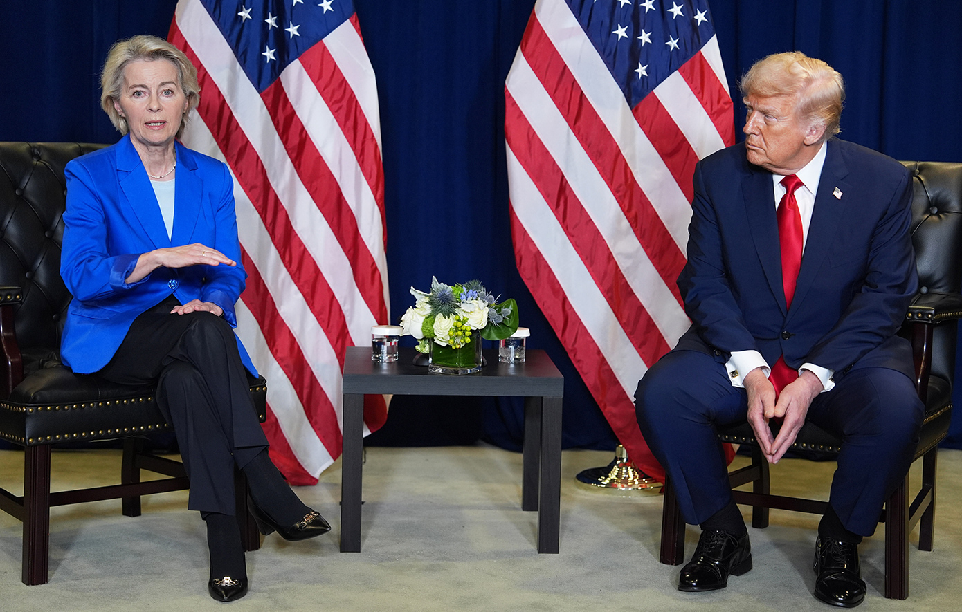 Διπλωματικός «πόλεμος» ΗΠΑ &#8211; Ευρώπης: Το μπλόκο σε πρώην  και η οργισμένη απάντηση των Βρυξελλών