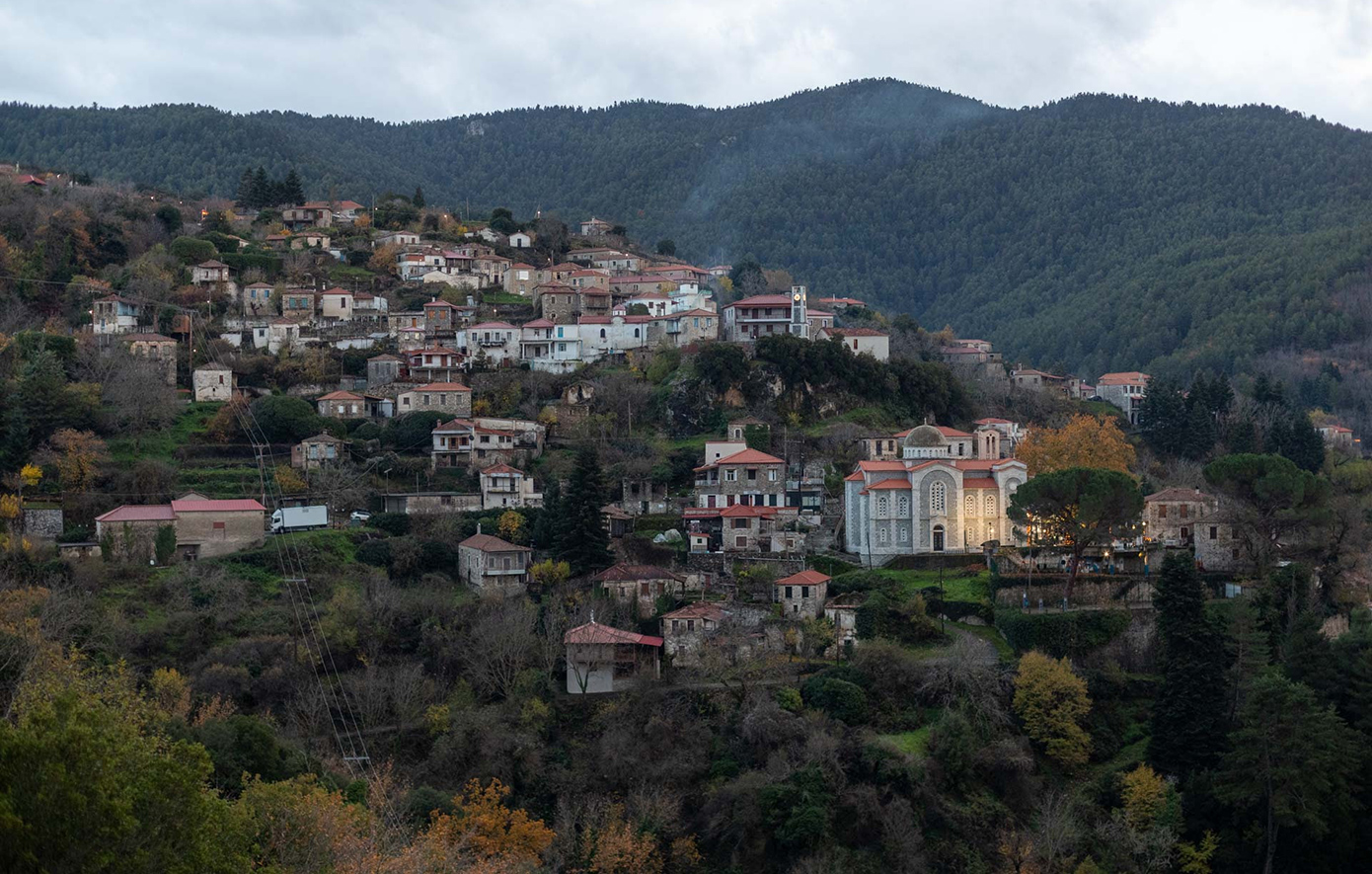 Στη Βαμβακού Λακωνίας θα ζήσετε τη μαγεία των Χριστουγέννων, όπως όταν ήσασταν παιδιά