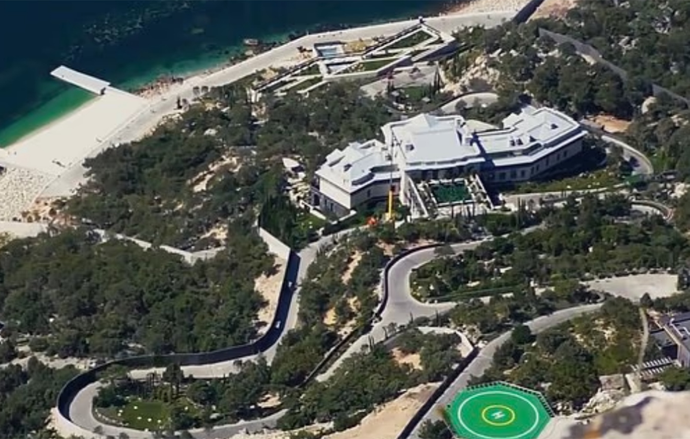 Το υπερπολυτελές «μυστικό παλάτι» του Πούτιν στην κατεχόμενη Κριμαία &#8211; Δείτε τις φωτογραφίες και το βίντεο