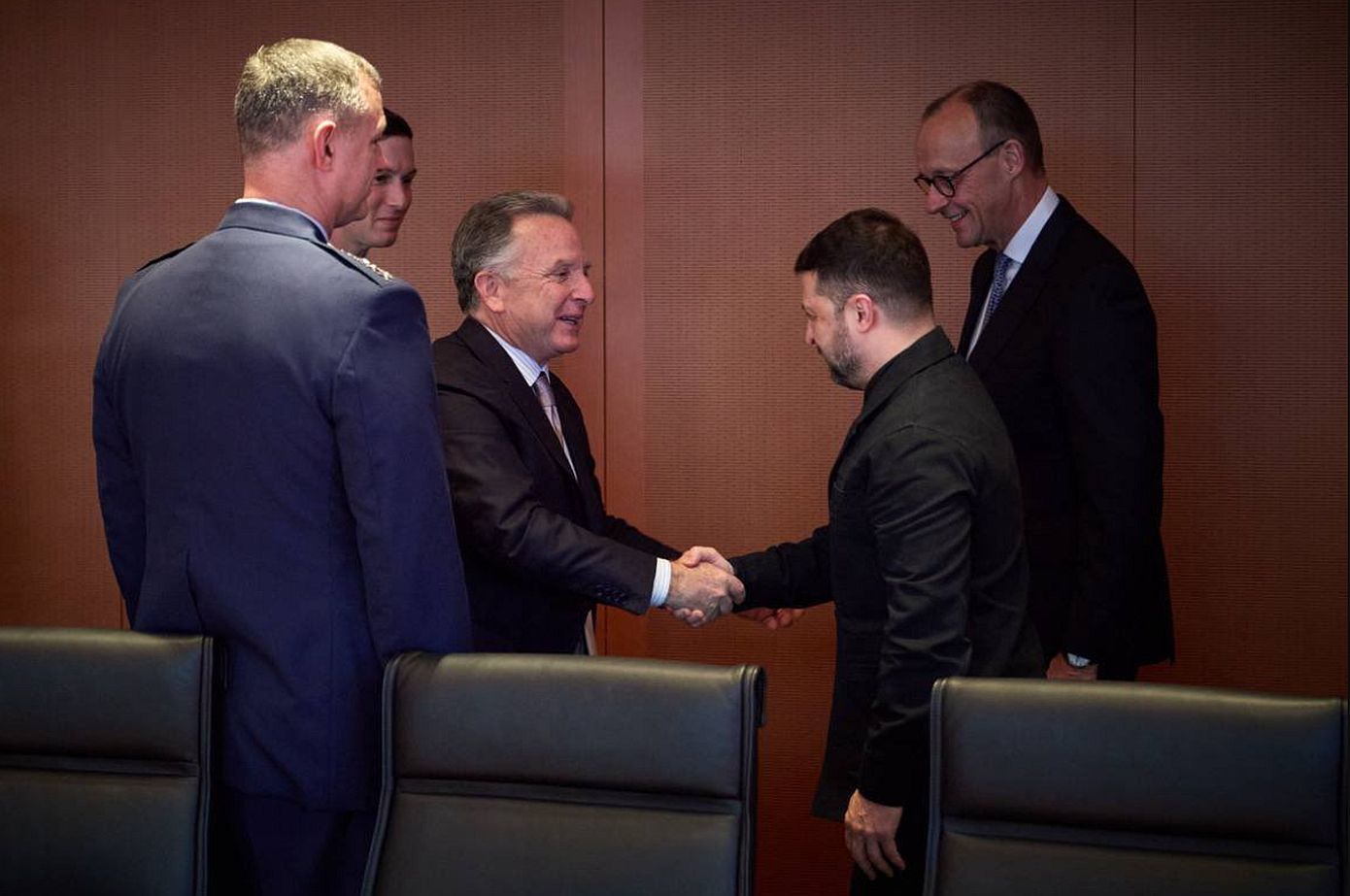 Πόλεμος στην Ουκρανία: Ο Στιβ Γουίτκοφ, δήλωσε ότι σημειώθηκε σημαντική πρόοδος στις συνομιλίες Ουκρανίας &#8211; ΗΠΑ στο Βερολίνο