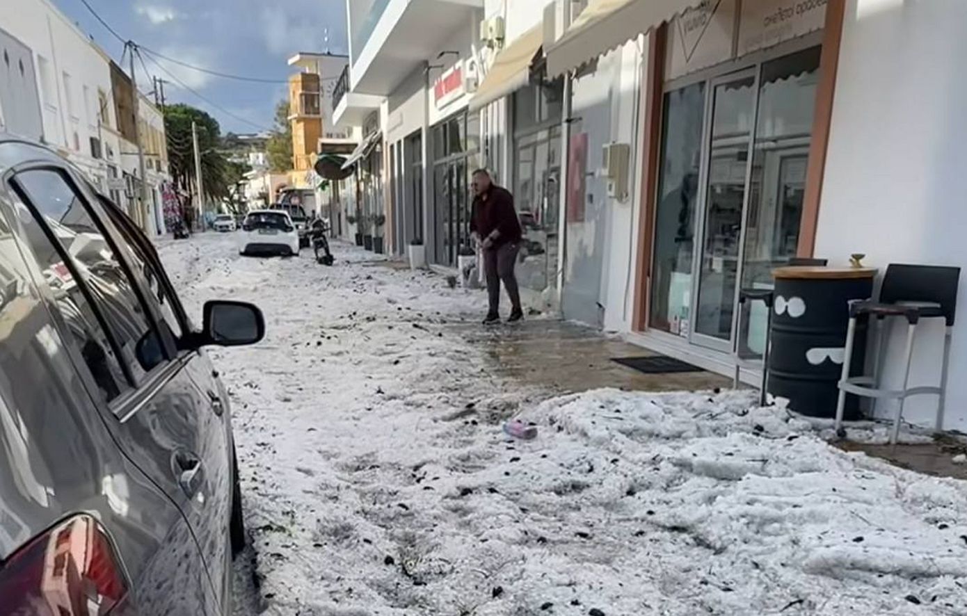 Λέρος: Ισχυρή χαλαζόπτωση ανήμερα Χριστουγέννων