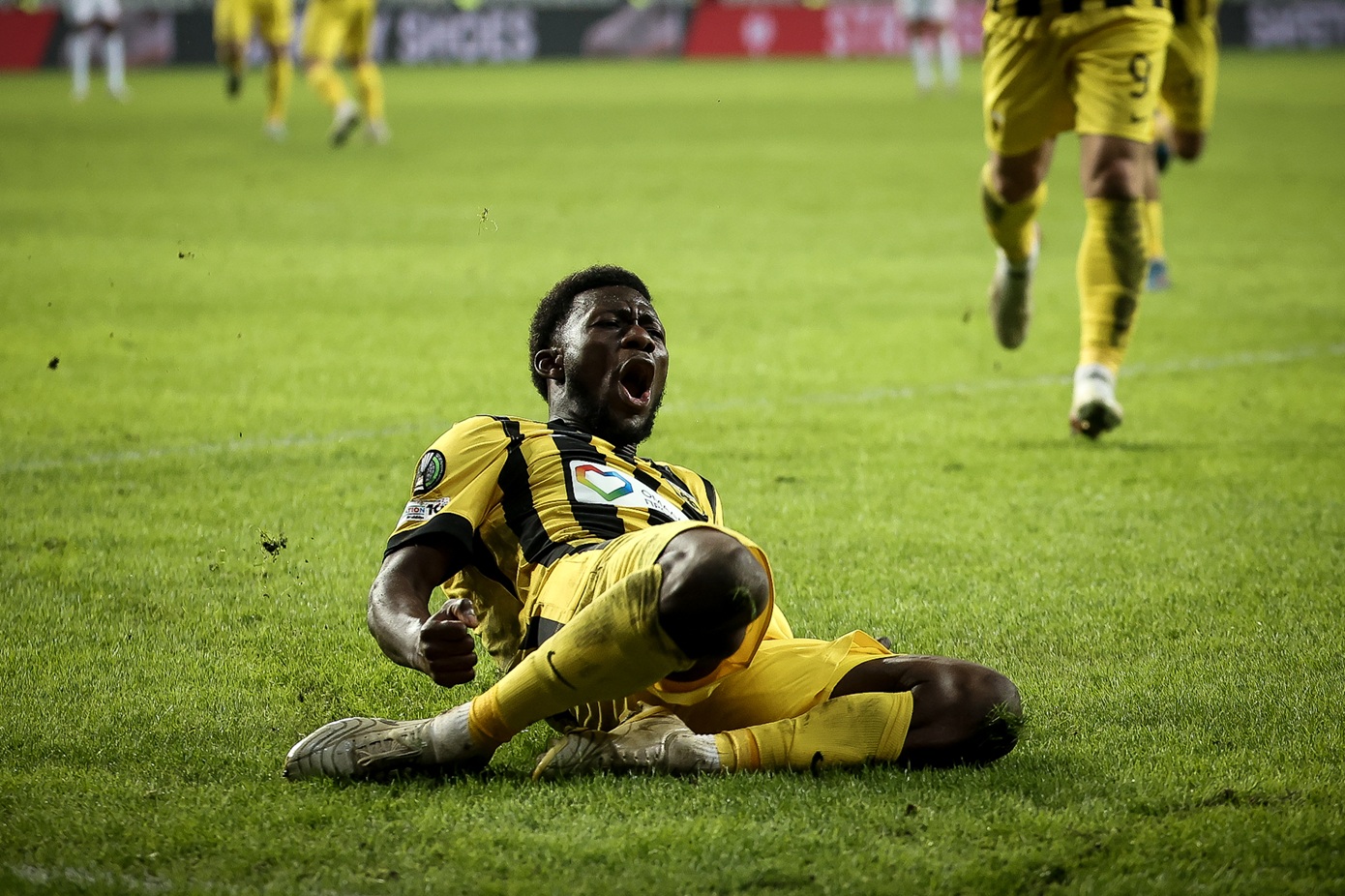 Η ΑΕΚ «σκαρφάλωσε» στην 4η θέση της League Phase του Conference