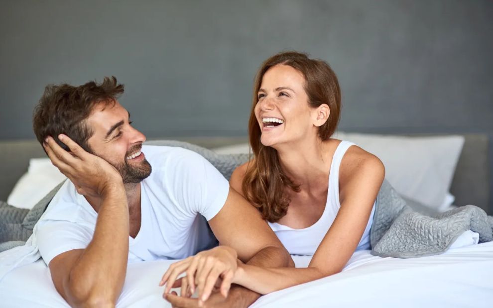 Ξεχωριστά κρεβάτια: Είναι πράγματι ένα από τα μυστικά ενός επιτυχημένου γάμου;