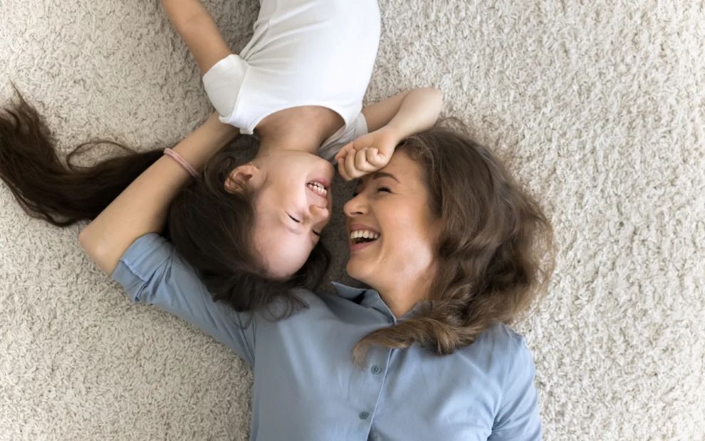 5 parenting trends στα οποία θα θέλαμε να πούμε «αντίο» το 2026