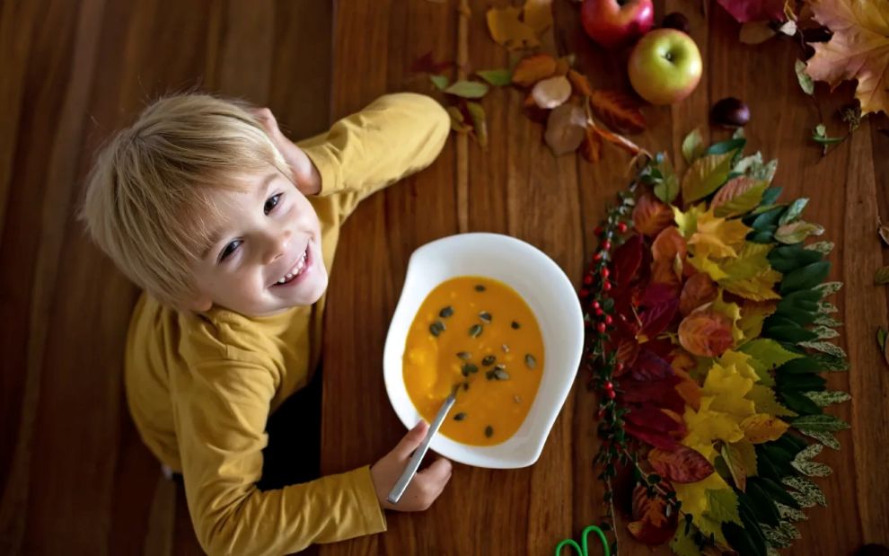 Ποιες θρεπτικές τροφές του χειμώνα δίνουν στα παιδιά όλες τις απαραίτητες βιταμίνες