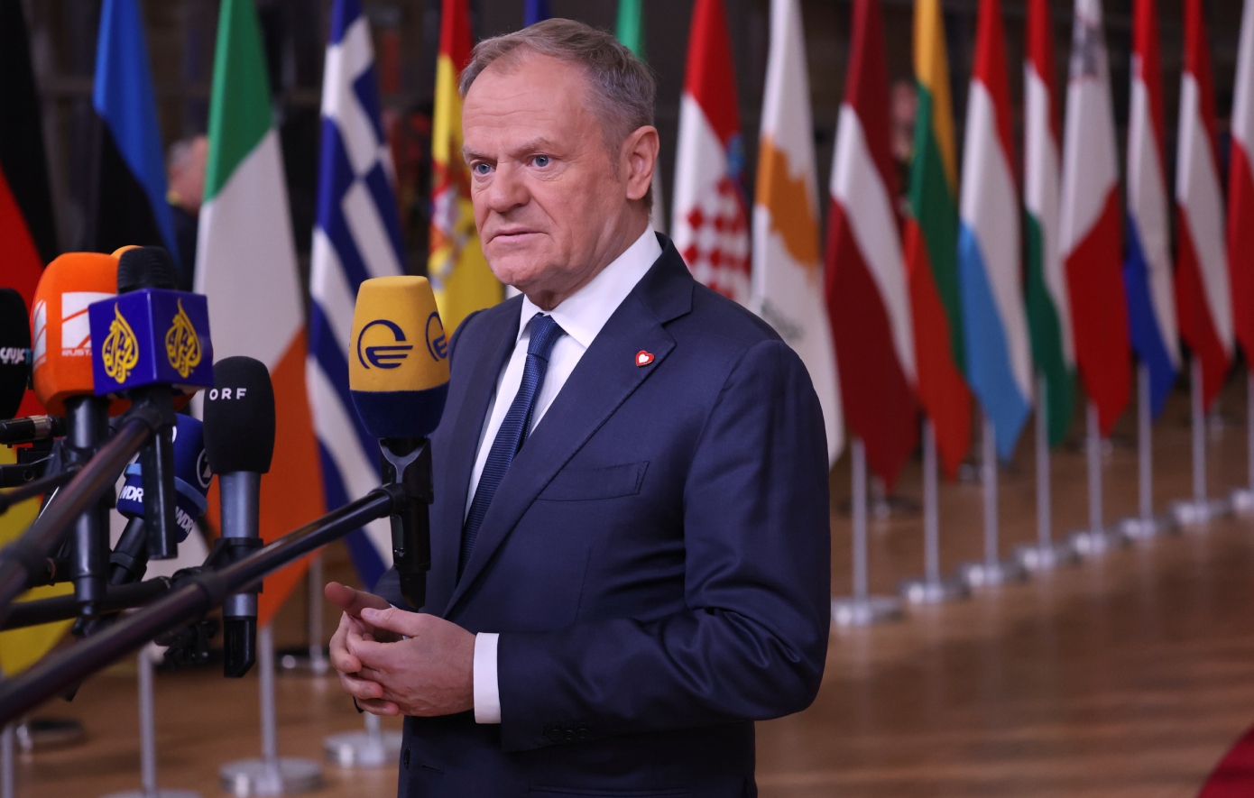 Τουσκ: Οι ηγέτες της ΕΕ συμφώνησαν να εξετάσουν τη χρήση των παγωμένων ρωσικών περιουσιακών στοιχείων για χρηματοδότηση της Ουκρανίας