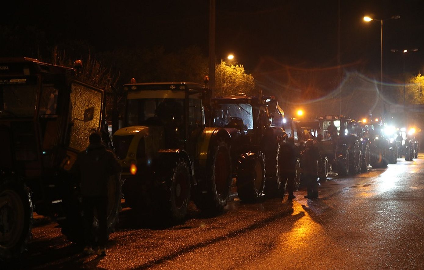 Μπλόκα αγροτών Μακεδονίας: Κανονικά η διέλευση από τους συνοριακούς σταθμούς στη Βόρεια Ελλάδα, εκτός από Ευζώνους