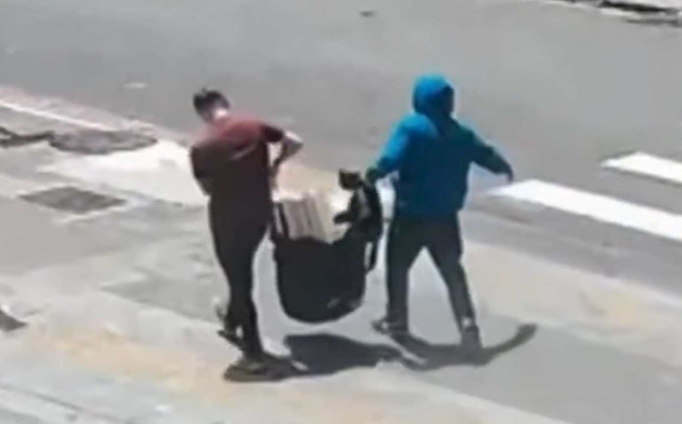 Βίντεο δείχνει ένοπλους να μεταφέρουν «ανεκτίμητα» έργα του Ματίς στους δρόμους του Σάο Πάολο μετά τη ληστεία στη βιβλιοθήκη