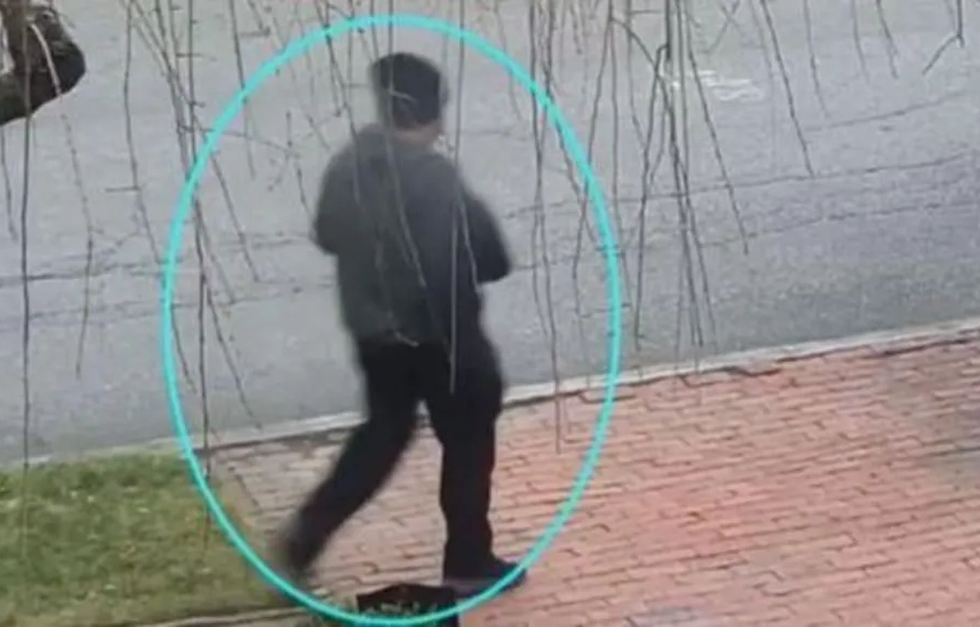 Βρέθηκε νεκρός ο ύποπτος για τους φονικούς πυροβολισμούς στο πανεπιστήμιο Μπράουν μετά από ανθρωποκυνηγητό έξι ημερών