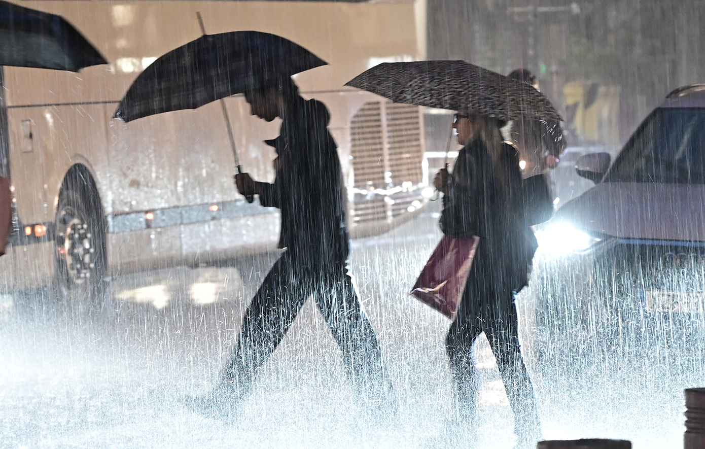 Χαλάει ο καιρός τις γιορτές: Βροχές από την παραμονή, πού θα εκδηλωθούν έντονα φαινόμενα &#8211; Πώς θα επηρεαστούν τα μπλόκα