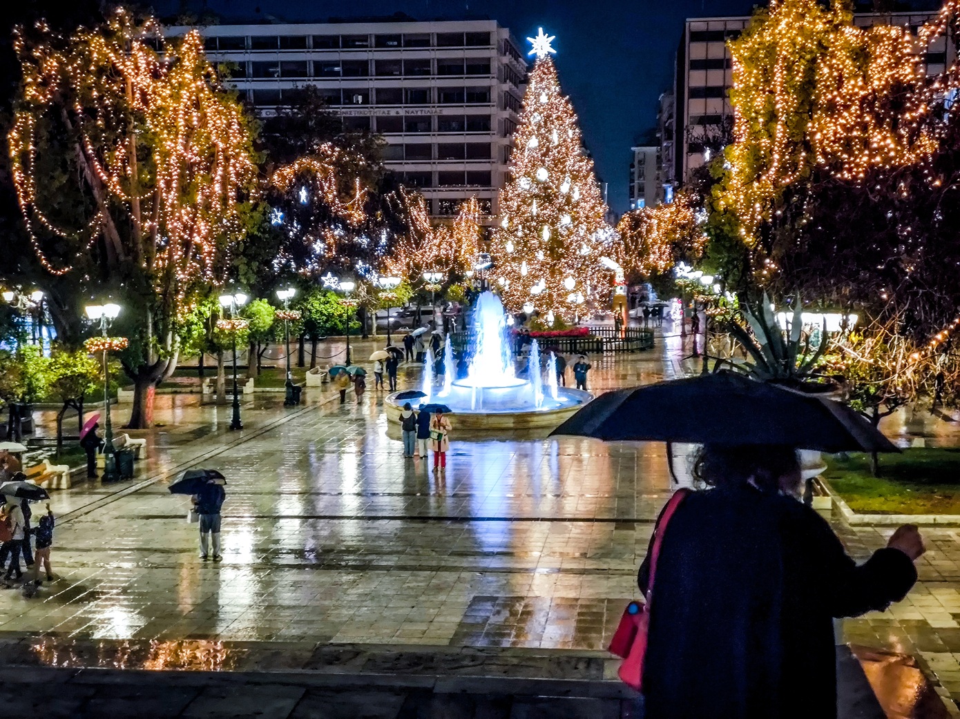 Eπικαιροποιήθηκε τοέκτακτο δελτίο καιρού της ΕΜΥ &#8211; Ισχυρές βροχές και καταιγίδες από το σύστημα «BYRON»