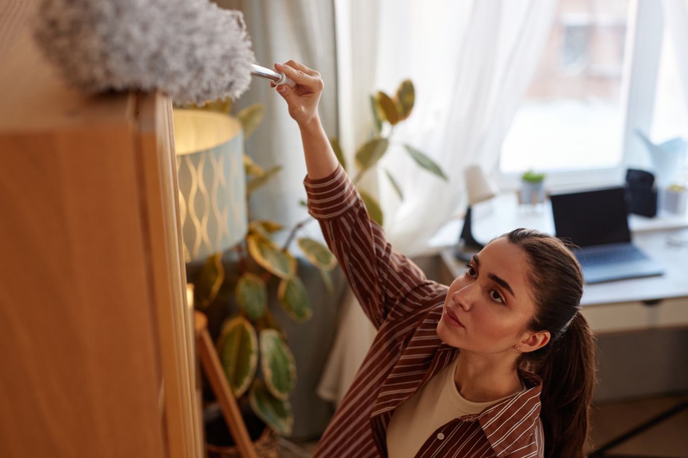 5 καθημερινές συνήθειες που κρατούν το σπίτι σας πεντακάθαρο το χειμώνα