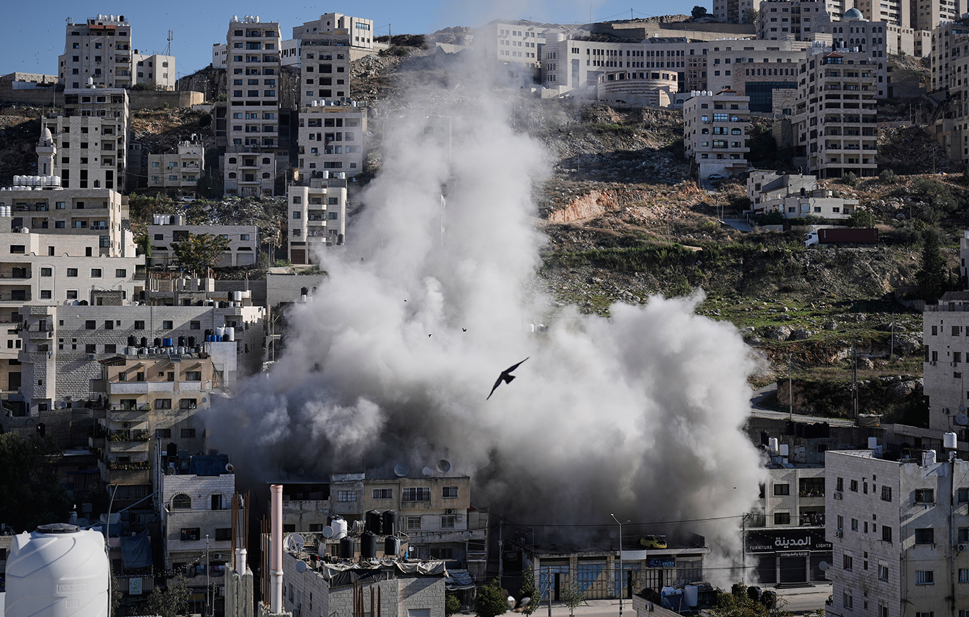 Τα σπίτια τους στη Δυτική Όχθη εγκαταλείπουν οι Βεδουίνοι λόγω της παρενόχλησης των Εβραίων εποίκων