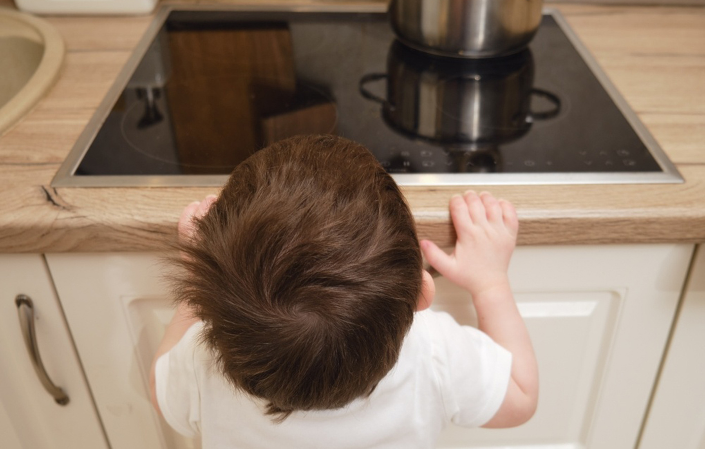 Εγκαύματα στα παιδιά: Πρόληψη και οδηγίες αντιμετώπισης