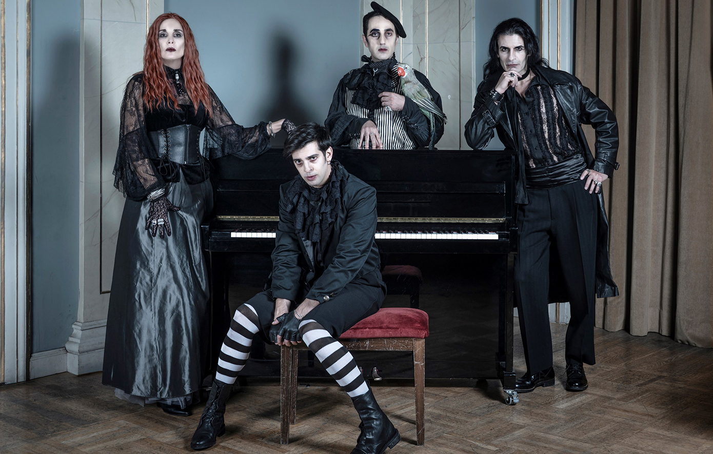 Το «Έγκλημα στο Τέταρτο Κουπλέ» δεν είναι ένα αθώο μουσικό σουαρέ