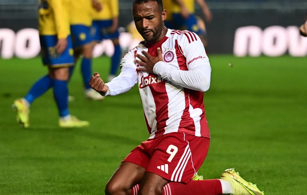 Ολυμπιακός: Πολλές οι&#8230; σειρήνες, αλλά ο Ελ Κααμπί βλέπει το «ερυθρόλευκο» πρότζεκτ