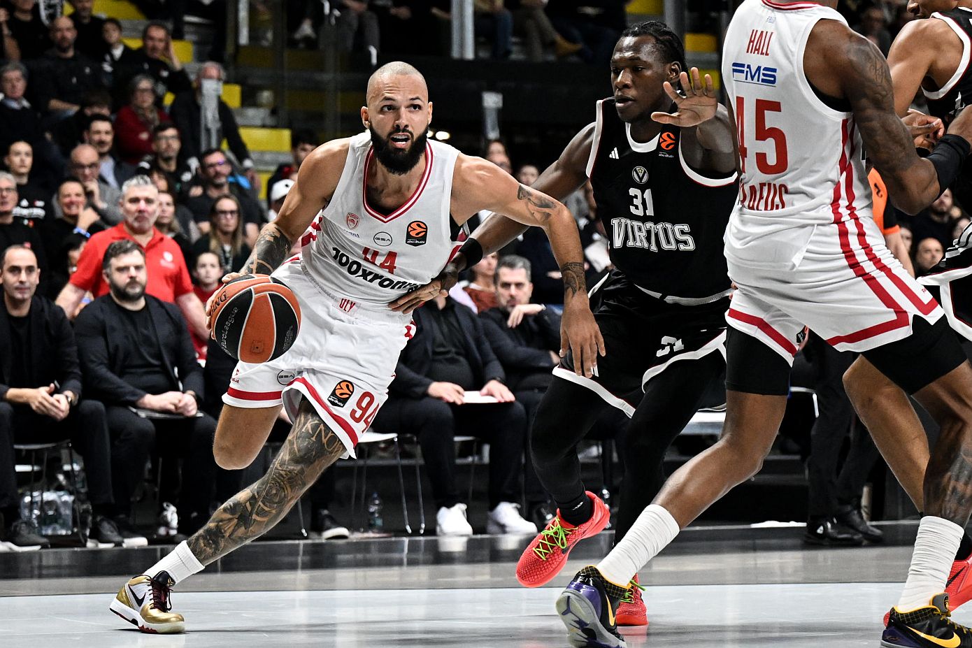Euroleague: Βίρτους &#8211; Ολυμπιακός 94-97: Χριστουγεννιάτικο διπλό για τους ερυθρόλευκους που άντεξαν στην αντεπίθεση των Ιταλών