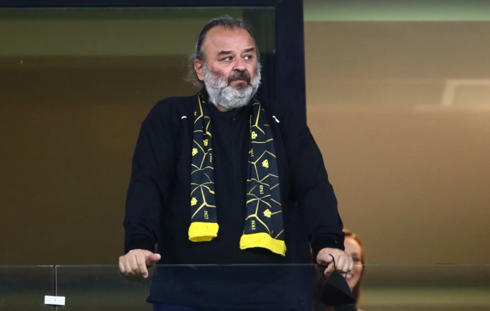 ΑΕΚ: Αποθέωση από Ηλιόπουλο στα αποδυτήρια και μεγάλο πριμ!