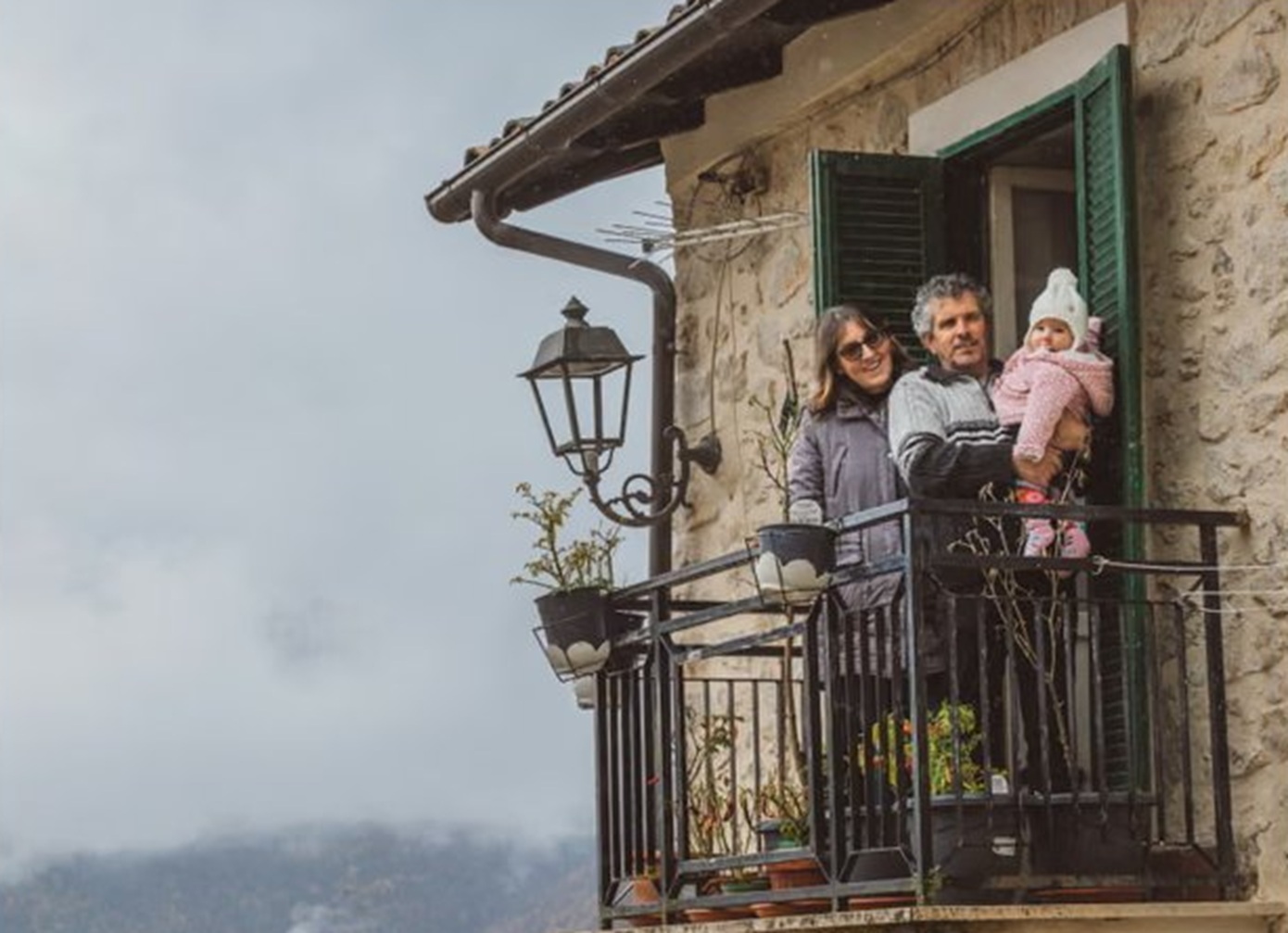 Γνωρίστε τη Λάρα: Το πρώτο μωρό που γεννήθηκε εδώ και 30 χρόνια σε χωριό της Ιταλίας